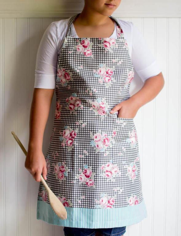 Free Sewing Pattern 1 Yard Magic Apron I Sew Free